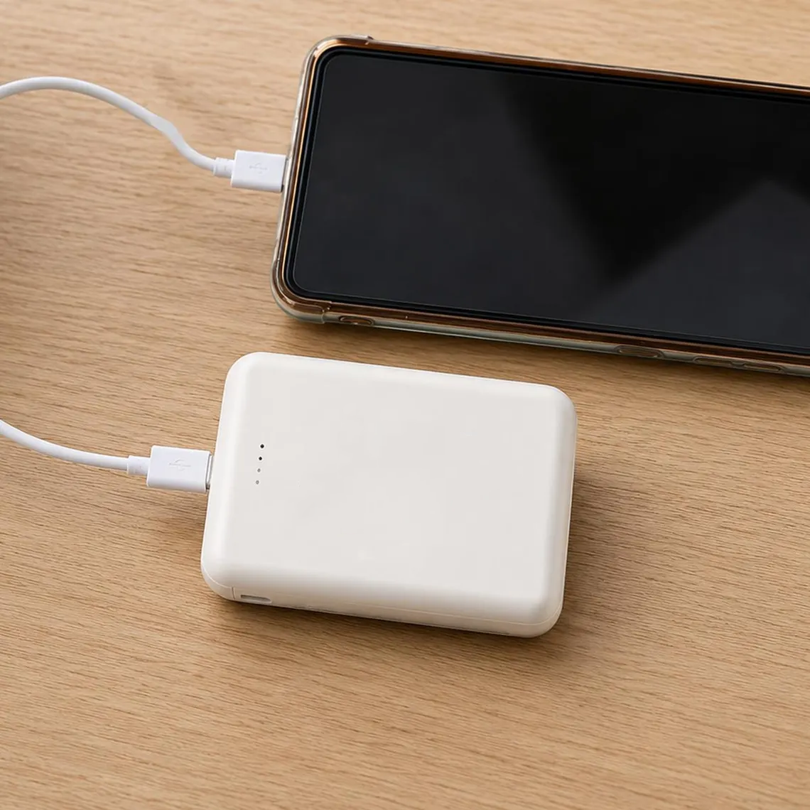 Ultra Slim Titanium Alloy 15W MagSafe PD 20W Portable Charger